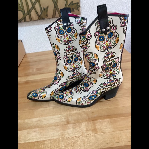 Blazzin’ Roxx Shoes - BLAZIN’ ROXX Western style rain boots Very good used condition